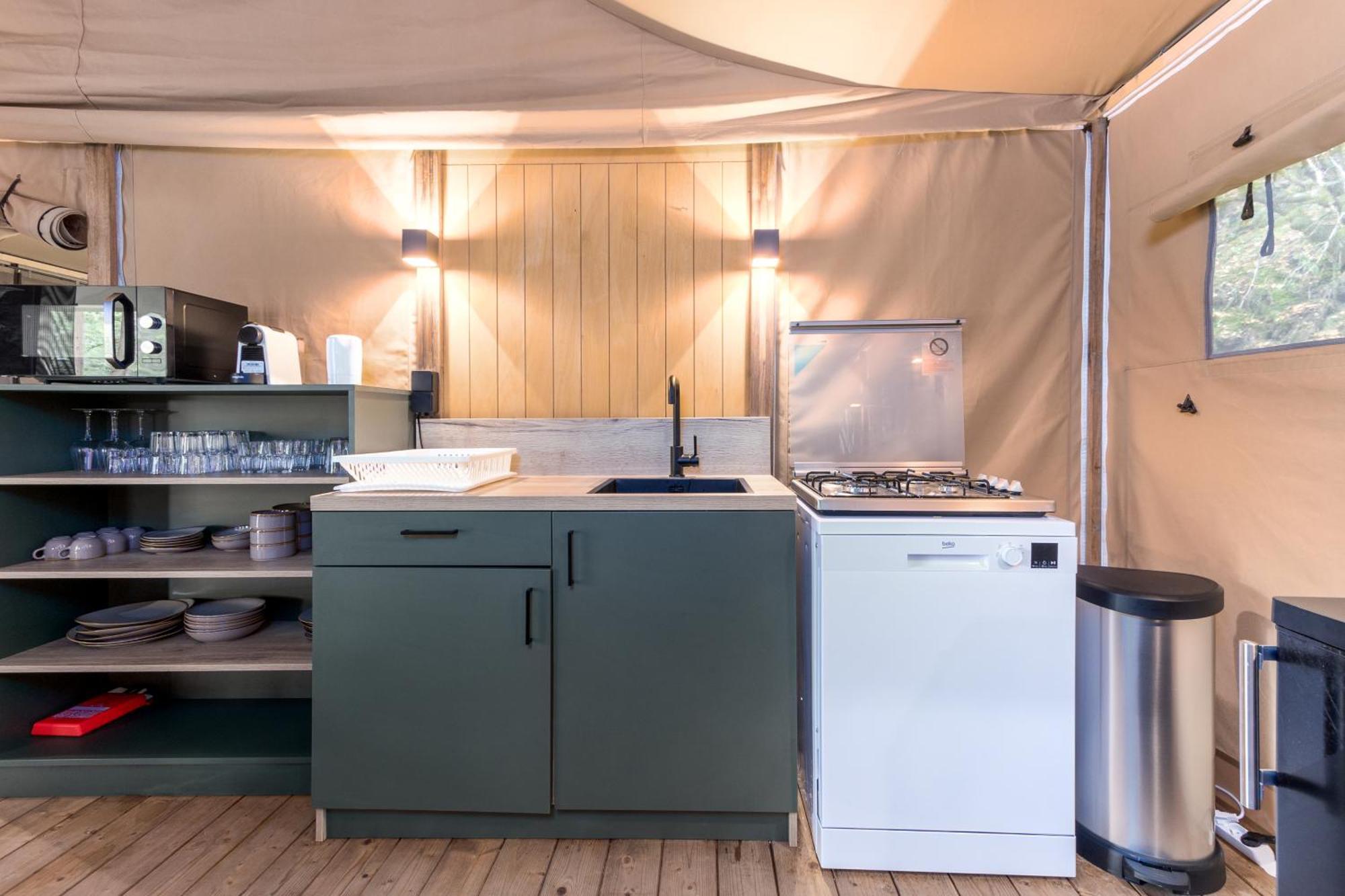 فندق Landal Glamping نوفشاتو الغرفة الصورة