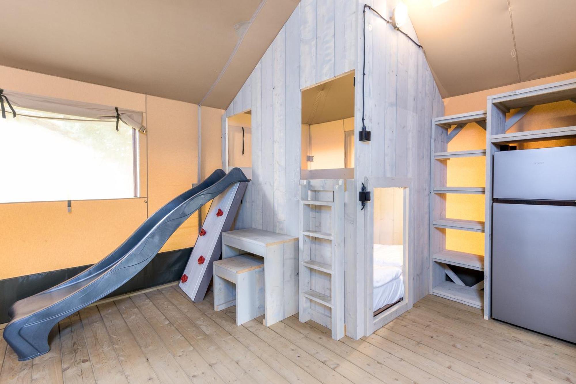 فندق Landal Glamping نوفشاتو المظهر الخارجي الصورة