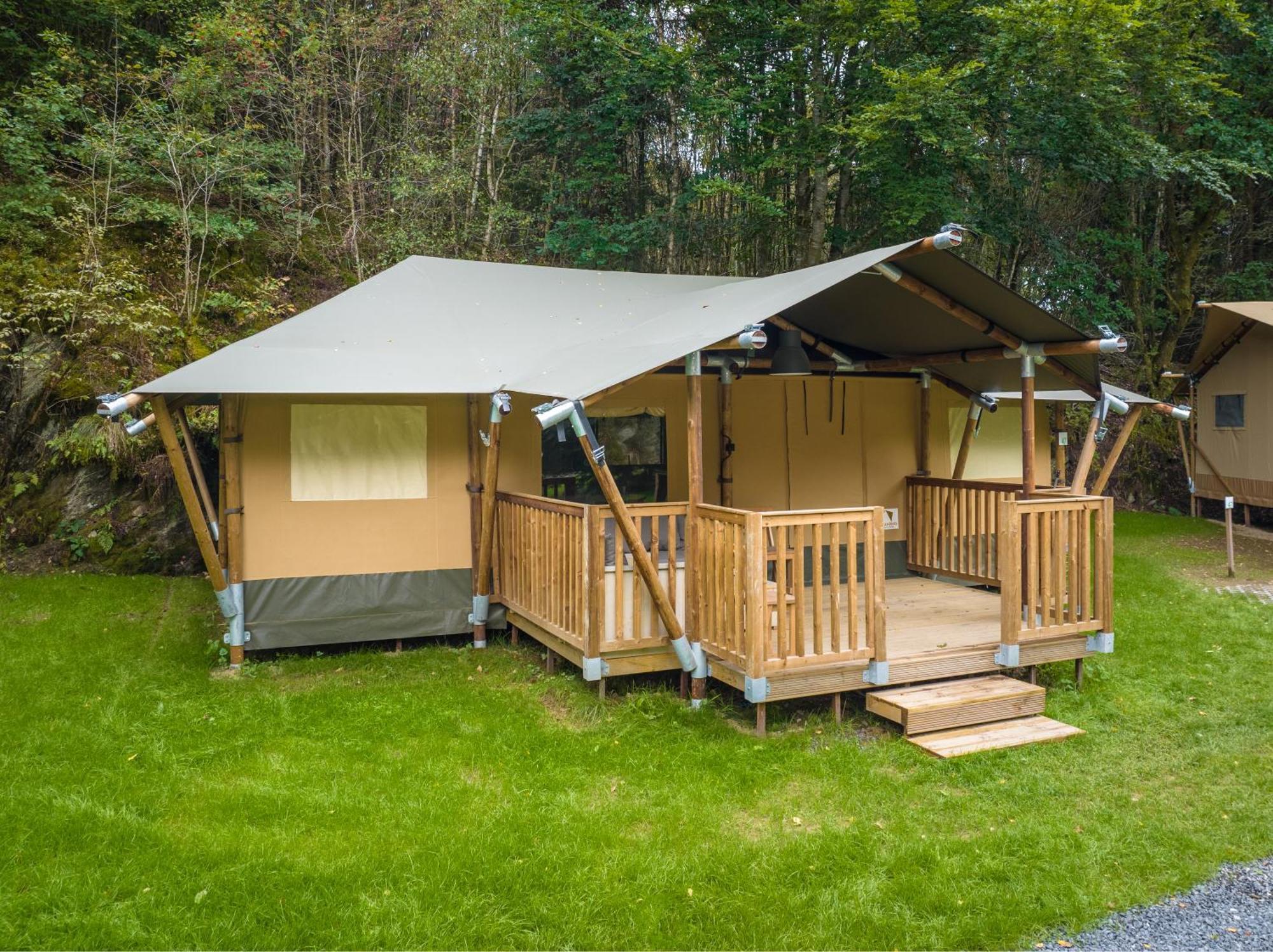 فندق Landal Glamping نوفشاتو الغرفة الصورة