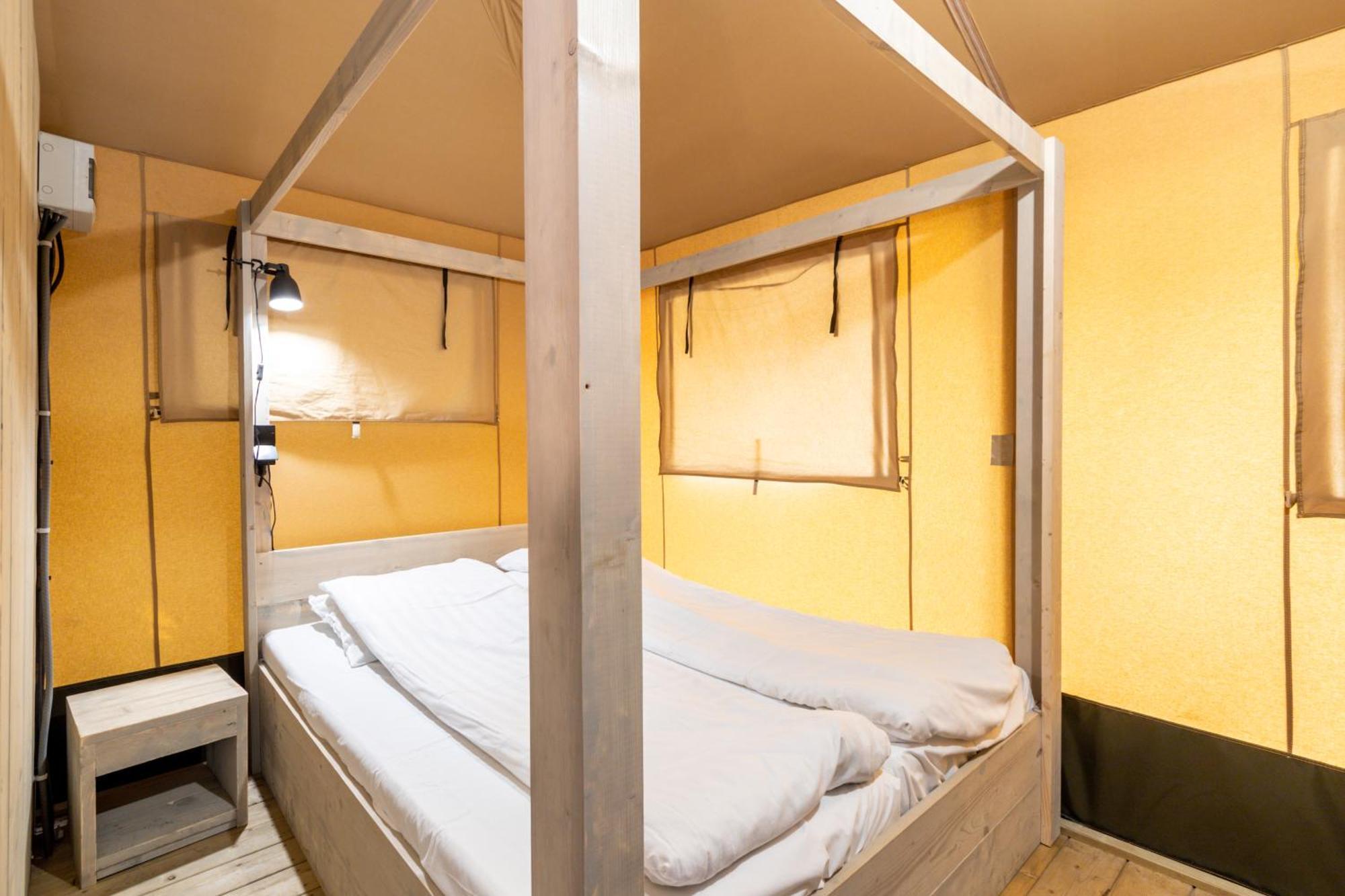 فندق Landal Glamping نوفشاتو الغرفة الصورة