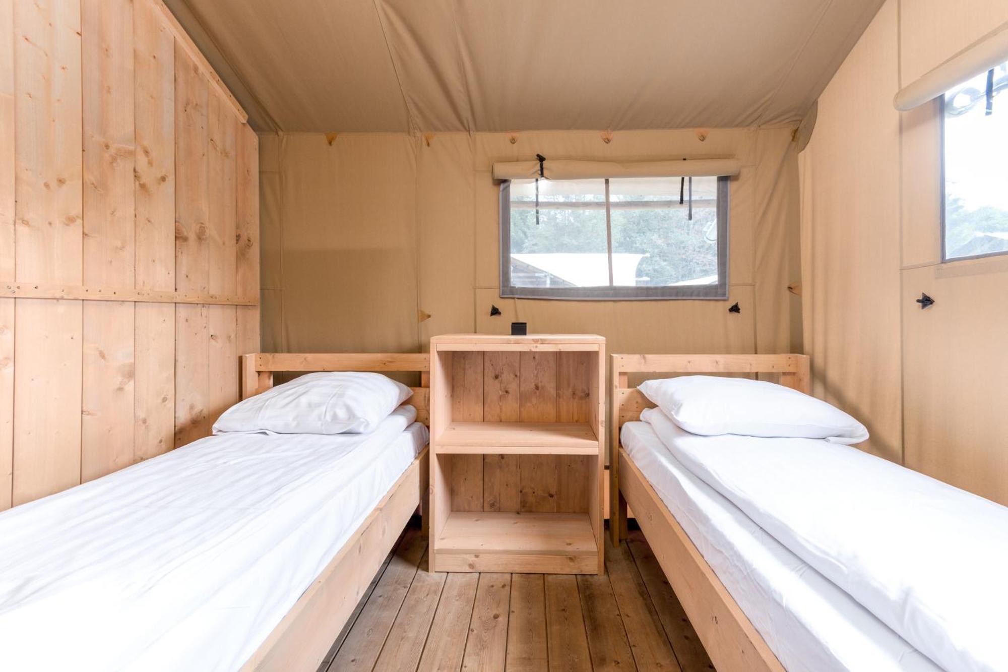 فندق Landal Glamping نوفشاتو الغرفة الصورة